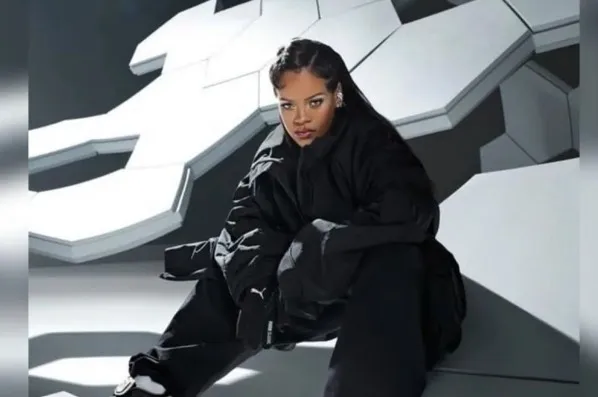 Rihanna Siap Comeback, Tampilkan Aktivitas di Studio Rekaman