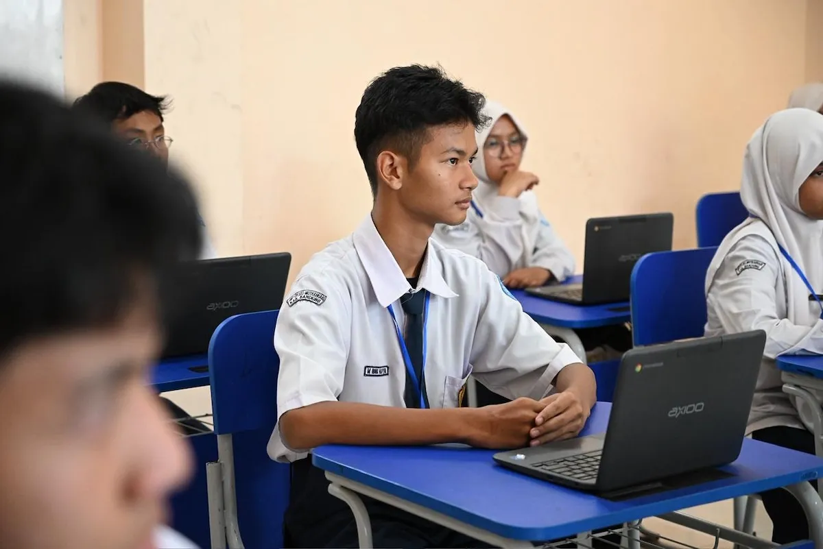500 Siswa SMP di Bandung Ikuti Workshop Literasi AI