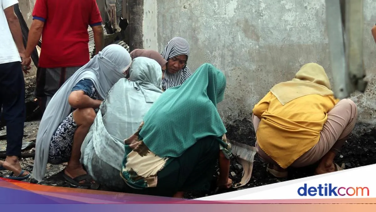 Kebakaran Hanguskan 37 Rumah di Polewali Mandar Saat Salat Tarawih