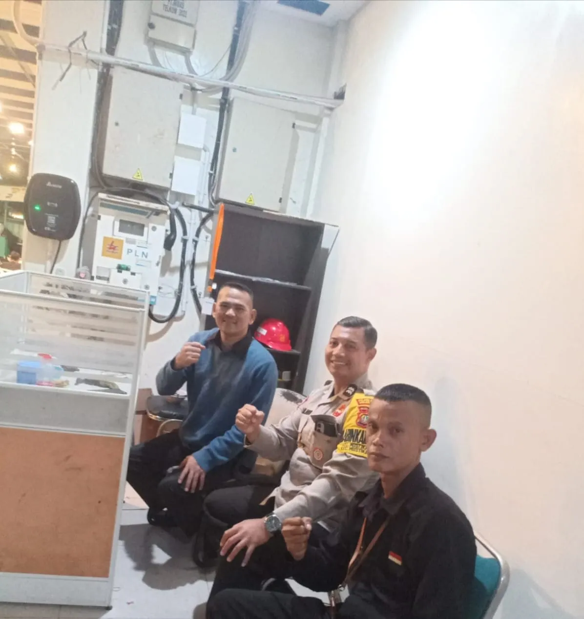 Bhabinkamtibmas Mustikasari Tingkatkan Keamanan di Perum Family Urban