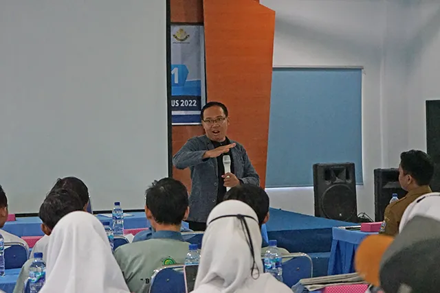 Praktik Digital Marketing di Radar Kediri