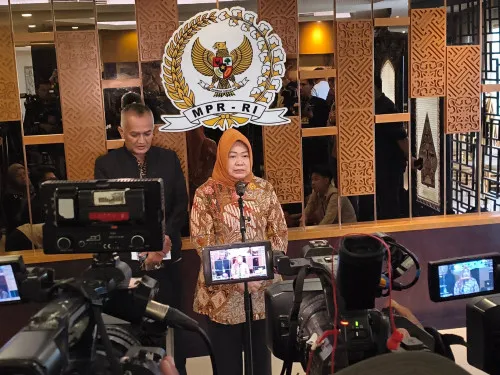 MPR Mulai Terapkan WFH dan WFA Untuk Efisiensi Energi