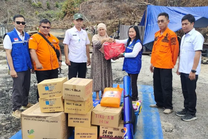 Pemerintah Salurkan Bantuan untuk Korban Kebakaran di Gunung Mas