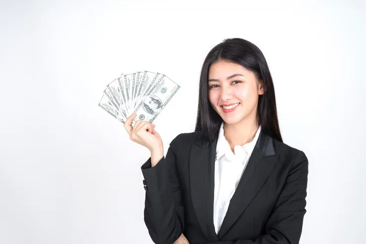 Enam Shio Diprediksi Sukses Besar di Karier dan Bisnis Mulai 27 Februari 2026