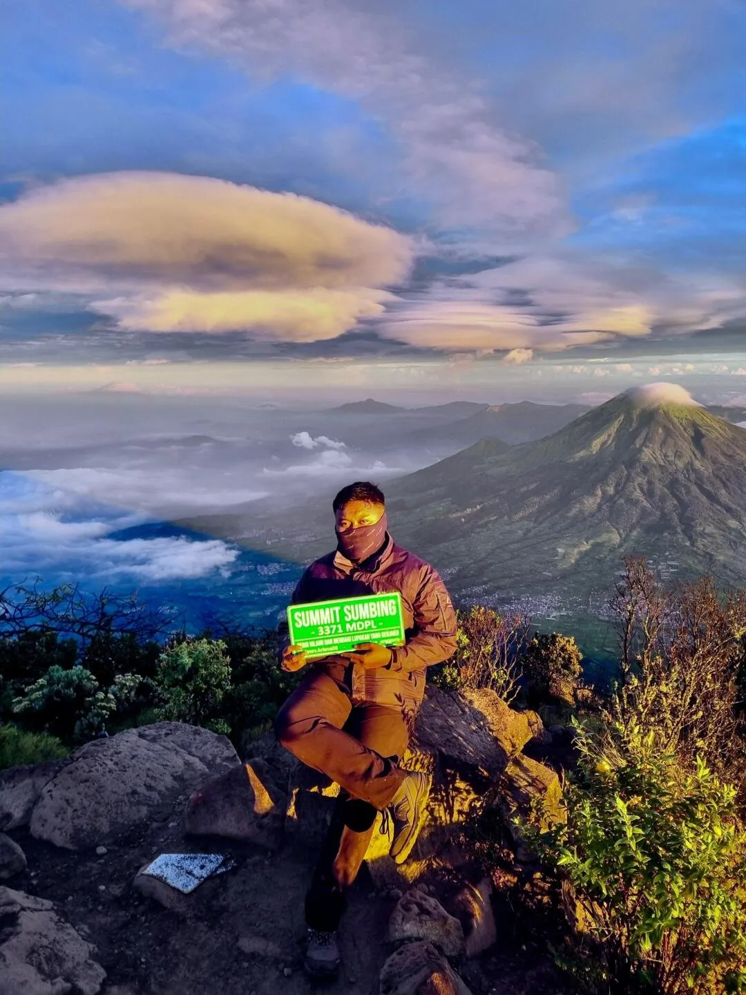 Mahasiswa Kedokteran Yogyakarta Temukan Jati Diri Melalui Pendakian Gunung