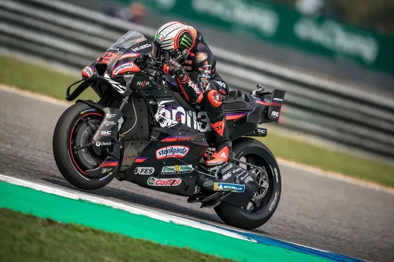Bezzecchi Tunjukkan Dominasi di GP Thailand, Marquez dan Bagnaia Siap Tantang