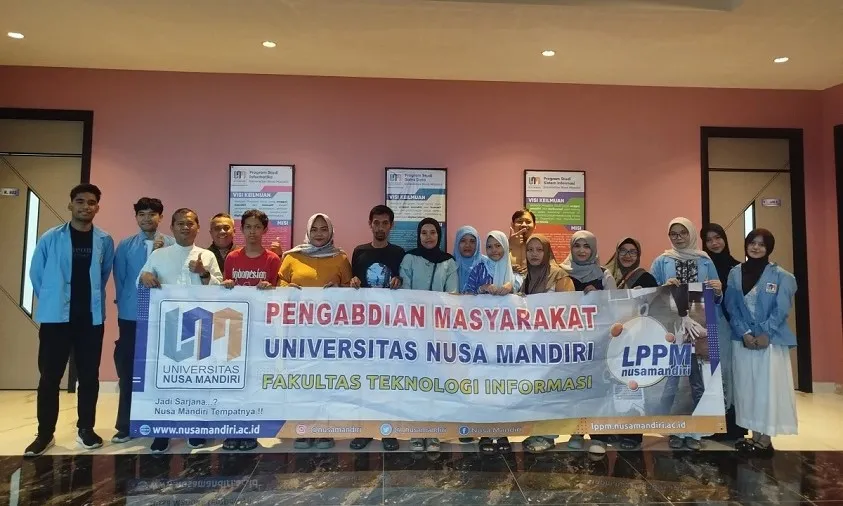 UNM Latih Remaja Margonda Kuasai AI untuk Era Digital