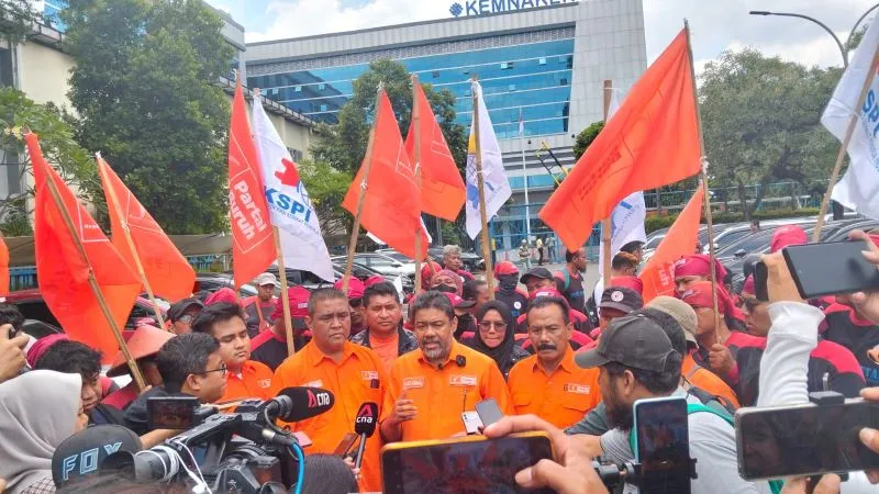 FSPMI dan Partai Buruh Gelar Aksi Tolak Impor Mobil dan Soroti THR Belum Dibayar