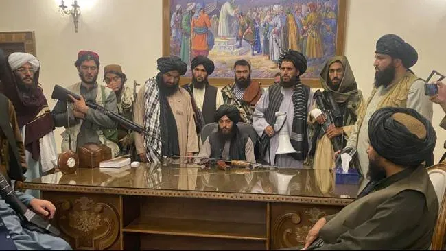 Pakistan Deklarasikan Perang Terbuka dengan Afghanistan, India Terlibat