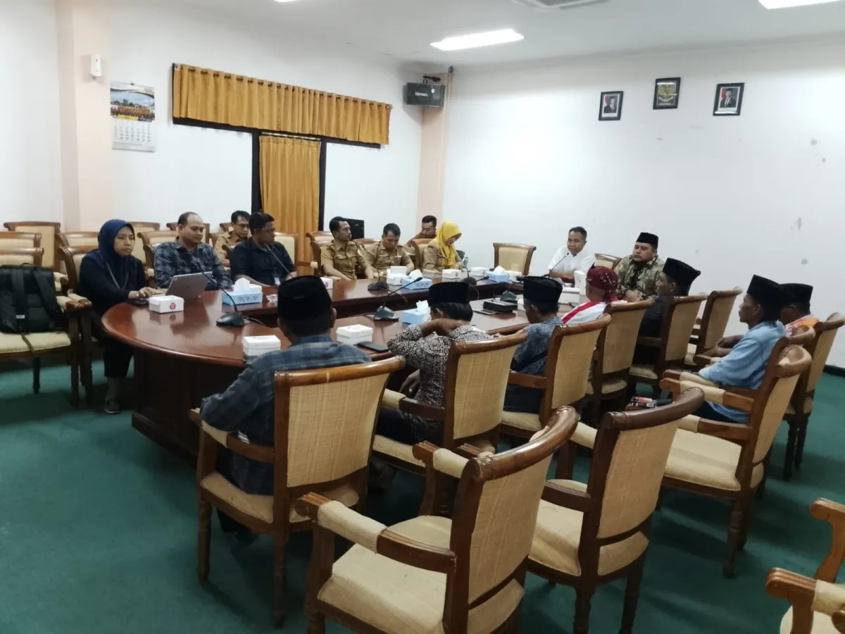 DPRD Sampang Tanggapi Dugaan Praktik Broker di PT Garam Camplong, Warga Desak Pembentukan Forum Bersama