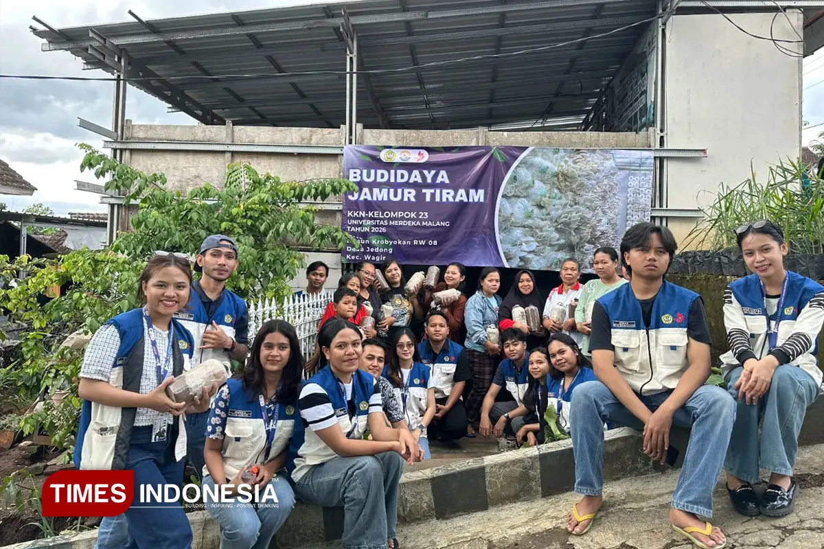 Mahasiswa KKN UNMER Inisiasi Budidaya Jamur Tirami untuk Kemandirian Ekonomi Warga