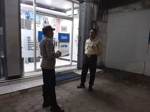 Polsek Plemahan Berikan Penyuluhan Harkamtibmas kepada Satpam Perbankan