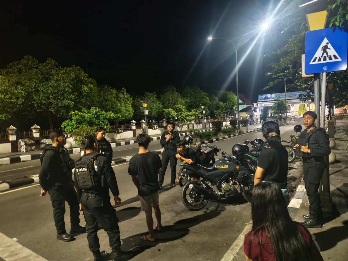Patroli Malam Sat Samapta Cegah Balap Liar dan Gangguan Kamtibmas