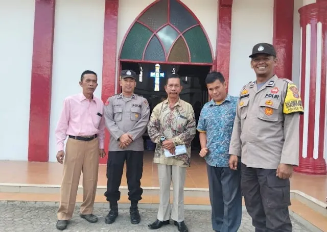 Polsek Pangkalan Susu Tingkatkan Toleransi Melalui Pengamanan Ibadah