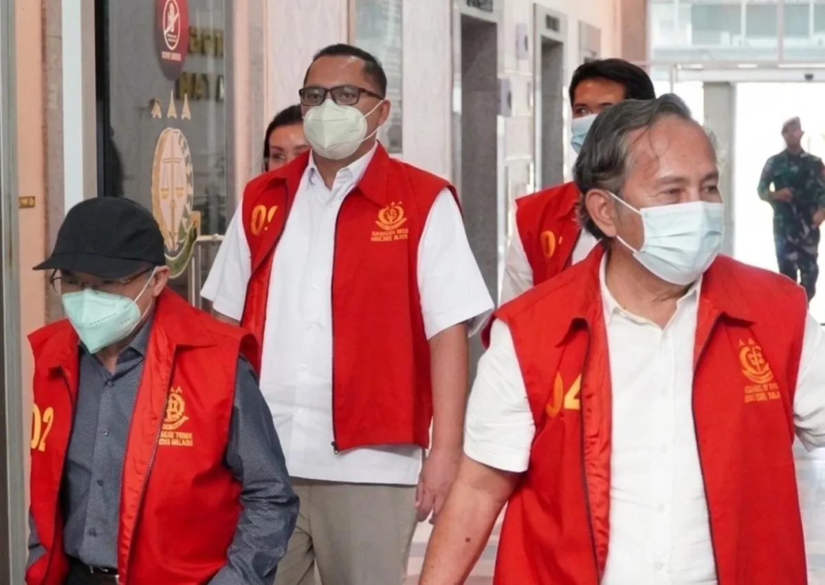 Enam Tersangka Kasus Korupsi Kredit Bank Plat Merah Rp1,3 Triliun Ditahan