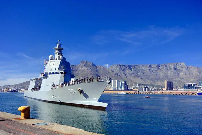 KRI Prabu Siliwangi TNI AL Tiba di Cape Town untuk Diplomasi