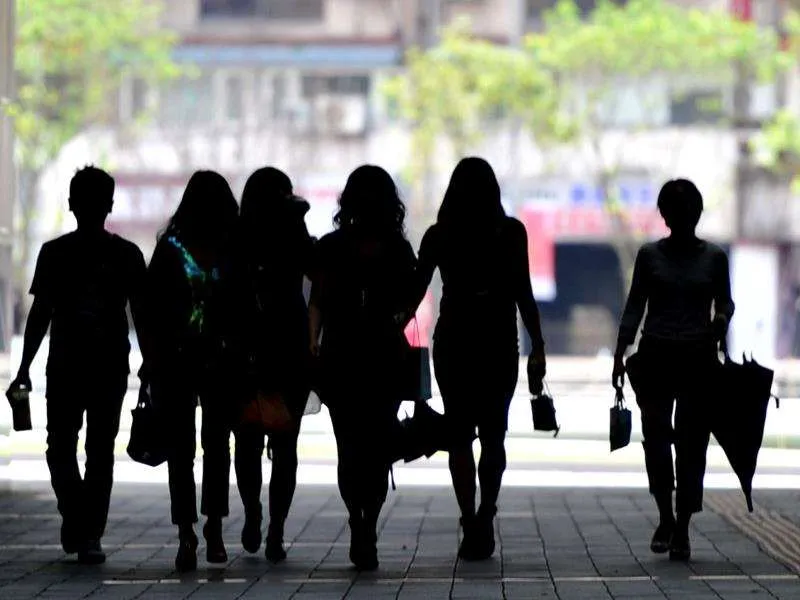 Taiwan Hadapi Lonjakan Migrasi Keluar, Pertumbuhan Penduduk Tertekan