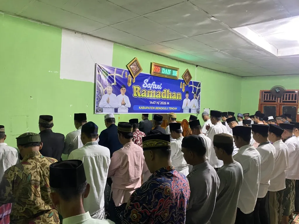 Safari Ramadhan Pemkab Bengkulu Tengah Santuni Anak Yatim di Desa Kroya