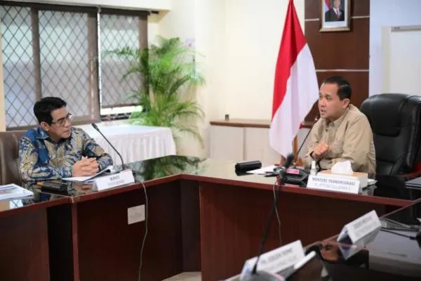 Menteri Transmigrasi Dorong Peningkatan Produktivitas Durian di Parigi Moutong