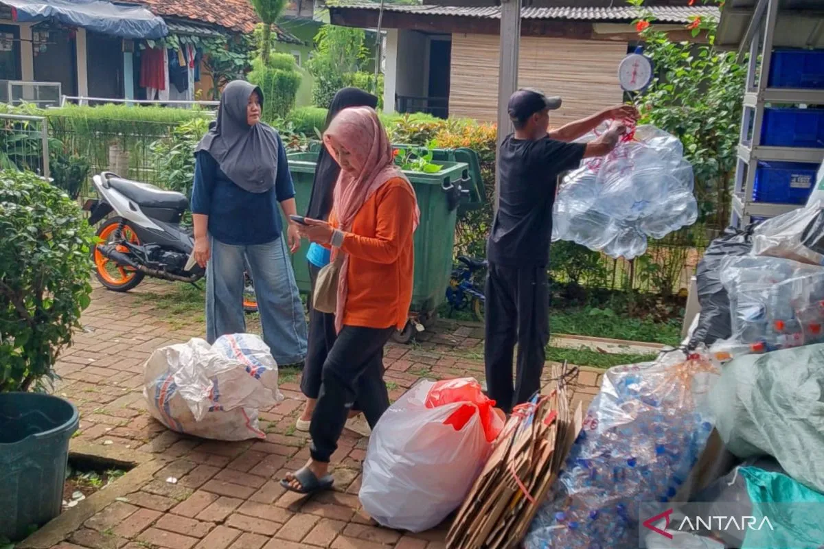 Kecamatan Kramat Jati Gencarkan Sosialisasi Pemilahan Sampah