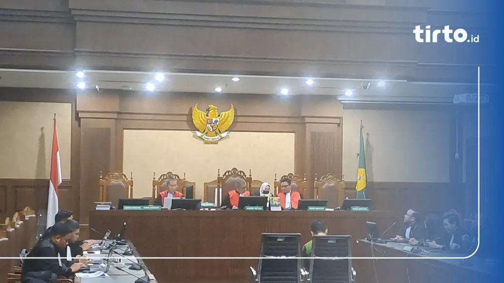 Pengadilan Bebaskan Tiga Terdakwa Obstruction of Justice Kasus CPO