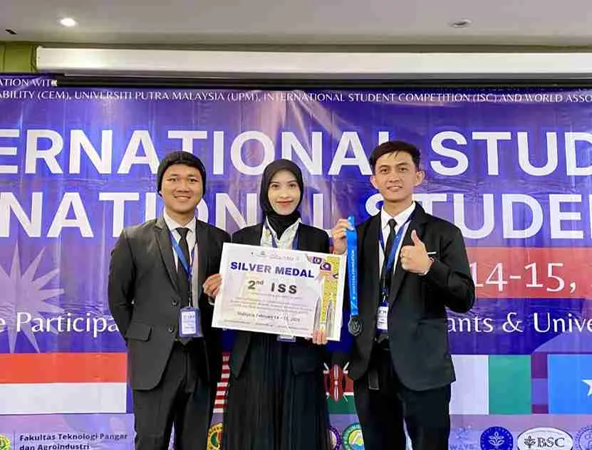 Inovasi SAFE-BOX Mahasiswa UGM Raih Penghargaan Global di Kuala Lumpur
