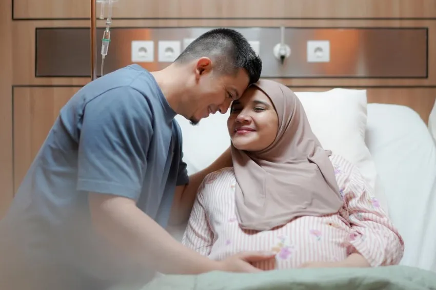 Zaskia Sungkar Selamat Melahirkan Anak Kedua Laki-Laki