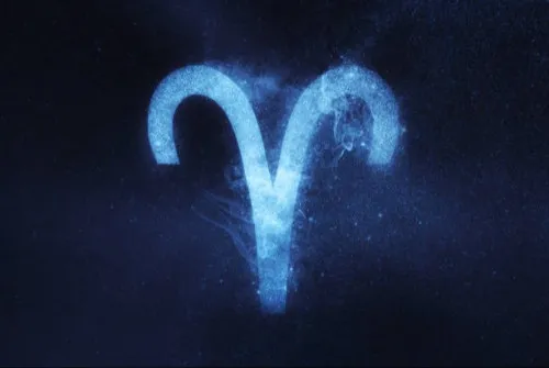 Ramalan Zodiak Aries: Tantangan Emosi dan Karier 28 Februari 2026
