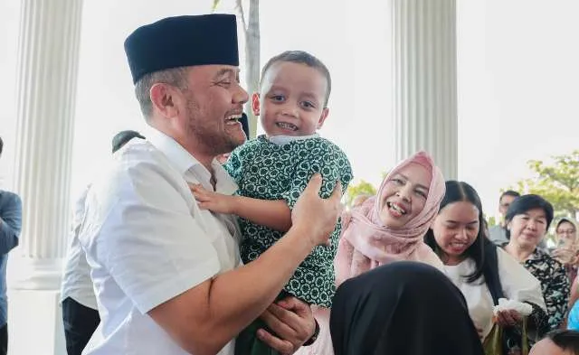 Gubernur Jateng Rayakan Idulfitri Bersama Anak Panti dan Difabel