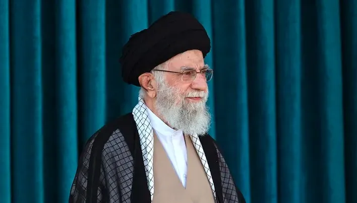 Pemimpin Tertinggi Iran, Ali Khamenei, Tewas dalam Serangan AS-Israel