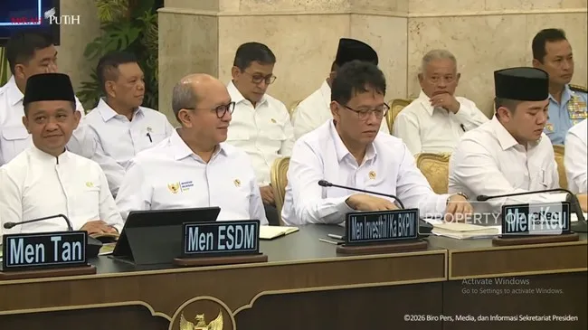 Prabowo Memimpin Sidang Kabinet Terkait Persiapan Mudik dan Isu Perang Iran