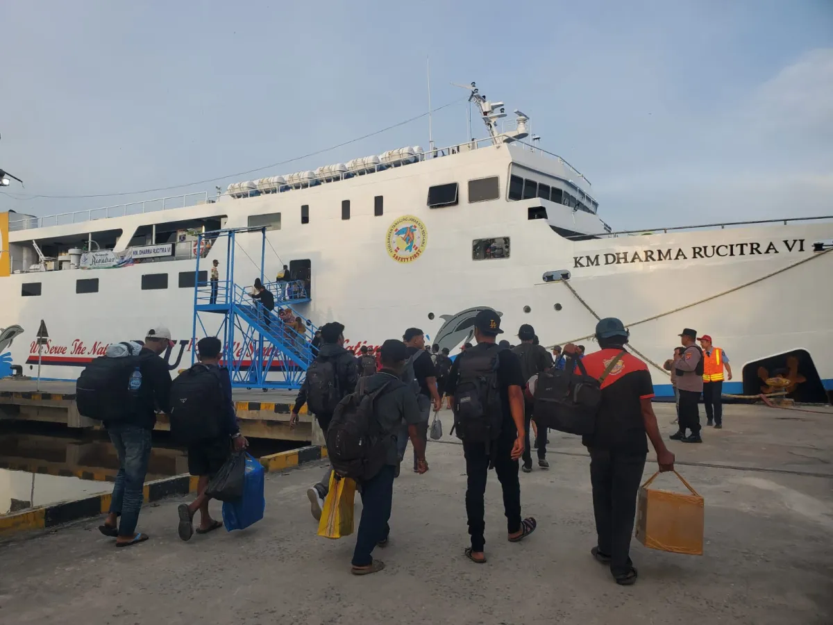 Arus Mudik di Pelabuhan Sampit Mulai Meningkat Jelang Ramadan