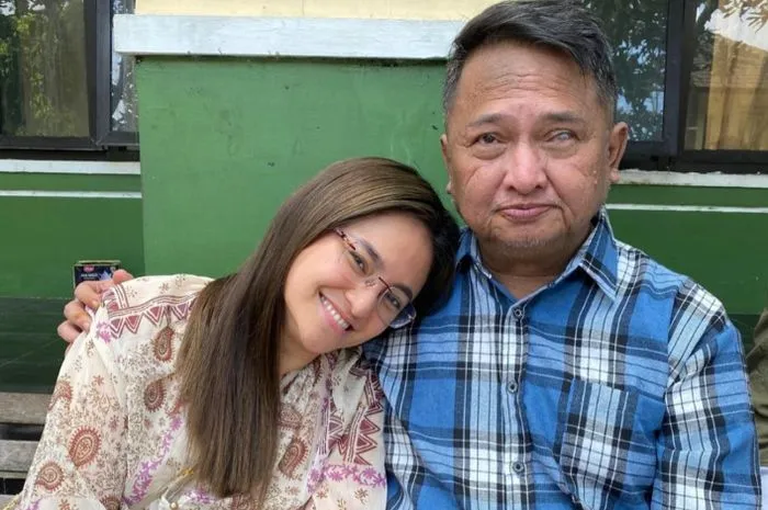 Marshanda Kenang Ayahnya yang Meninggal Dunia dengan Pesan Mengharukan
