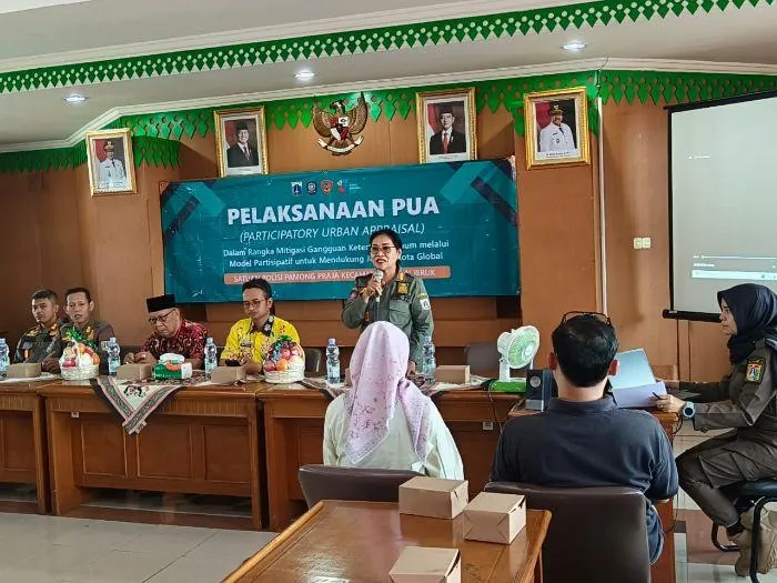 Satpol PP Kebon Jeruk Gelar Forum PUA di Sukabumi Selatan untuk Serap Aspirasi Warga