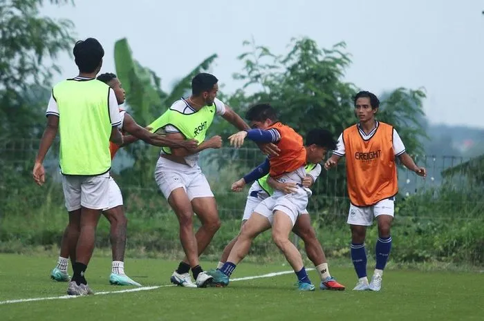 Friksi Antarpemain PSIS Semarang Warnai Sesi Latihan