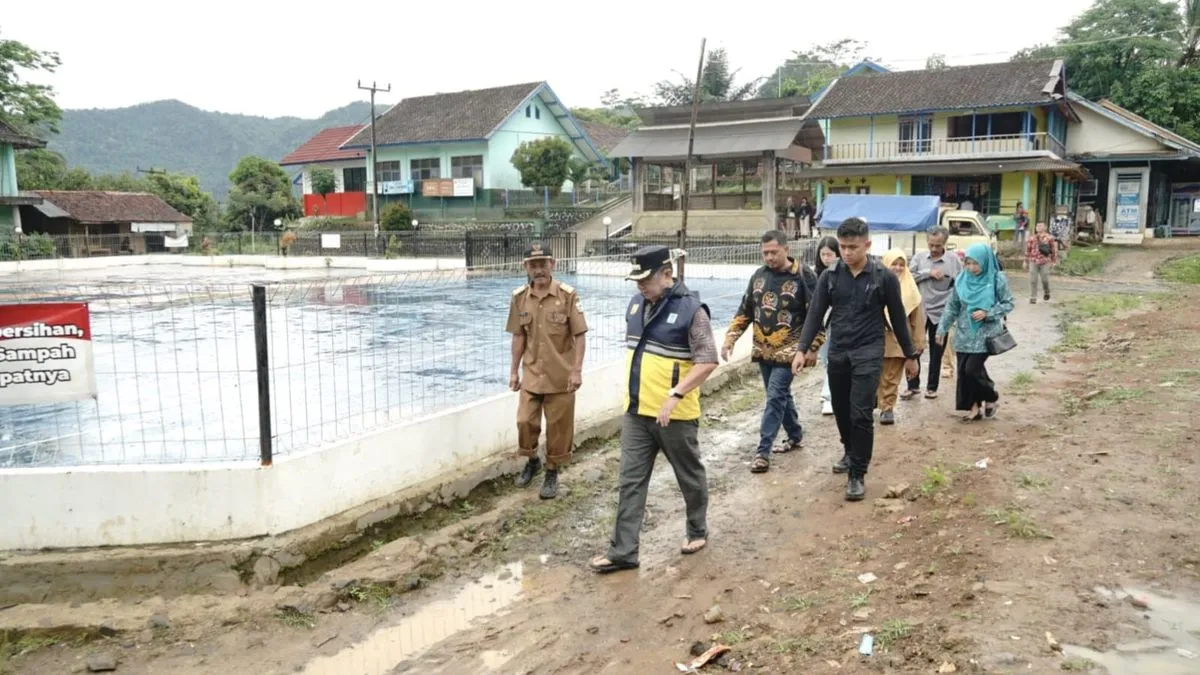 Pemkab Garut Usulkan Pembangunan Dua Ruas Jalan Poros Selatan