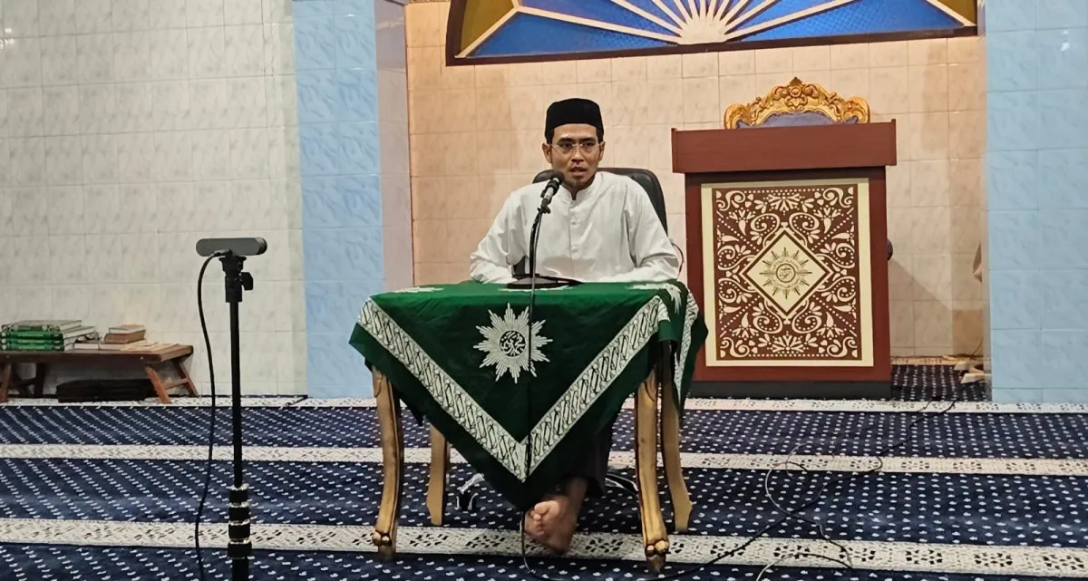 Kehadiran Allah Dalam Kajian Menjelang Buka Puasa di Gresik