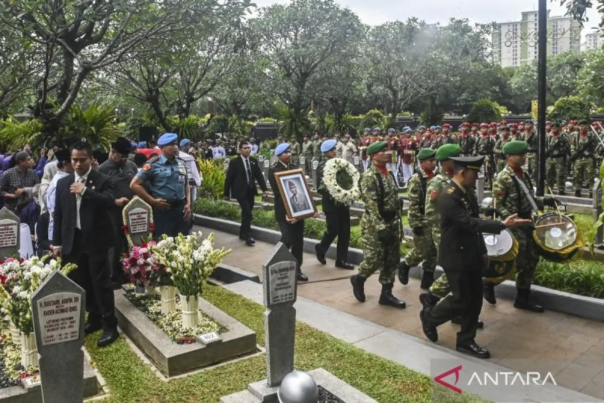 Ibas Kenang Warisan Try Sutrisno dalam Perjuangan Konstitusi