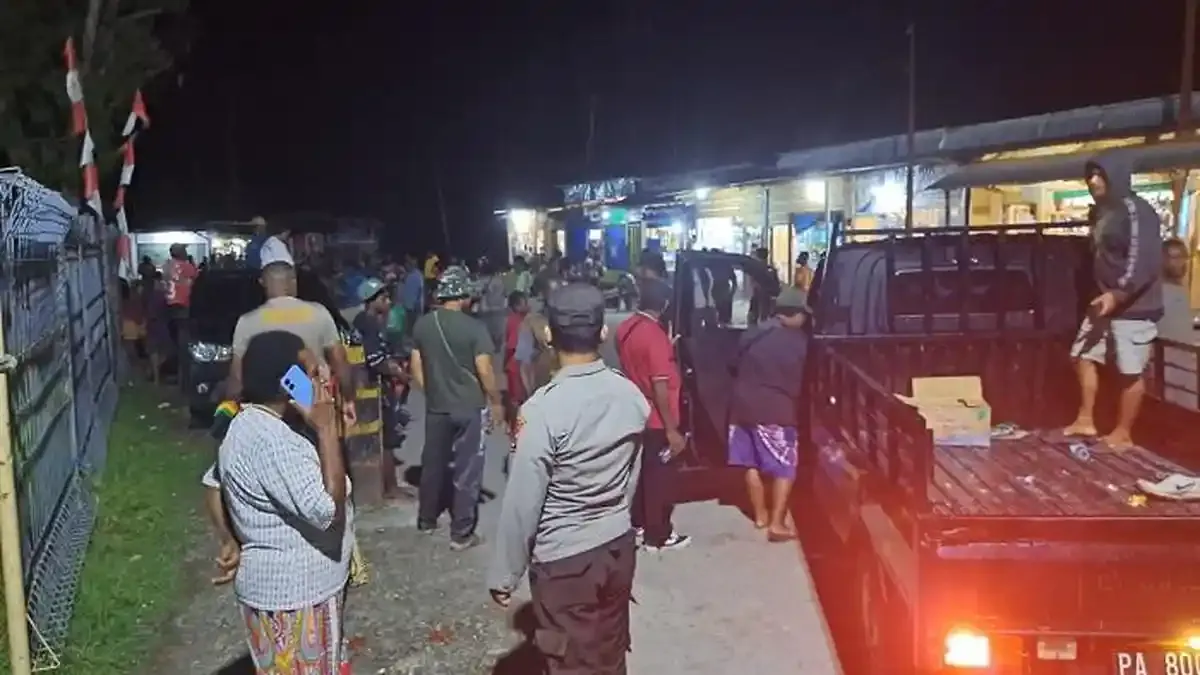 Keluarga Korban Penikaman Rusak Rumah Terduga Pelaku di Mimika