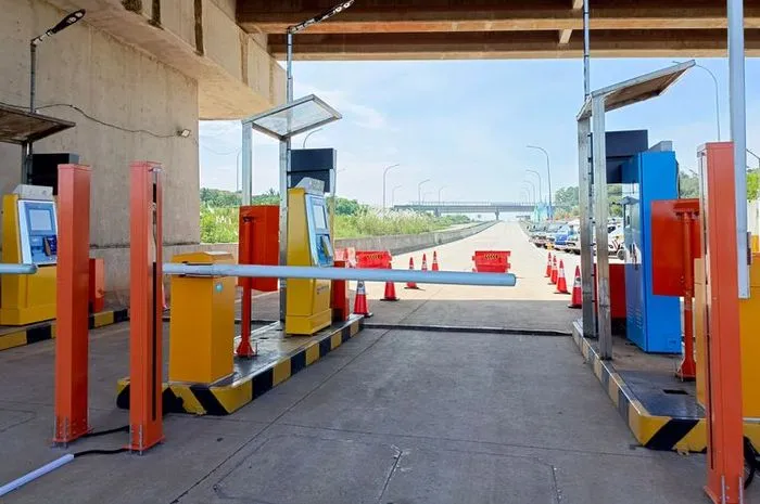 Denda Berlipat Menanti Pengemudi yang Mundur di Gerbang Tol