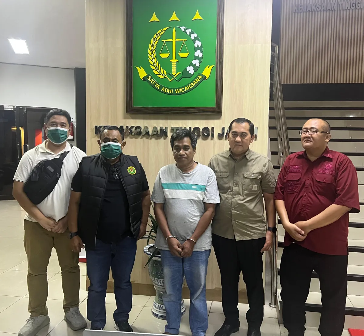 Tim Satgas SIRI Kejaksaan Agung Amankan DPO Kasus Penggelapan dari Jambi
