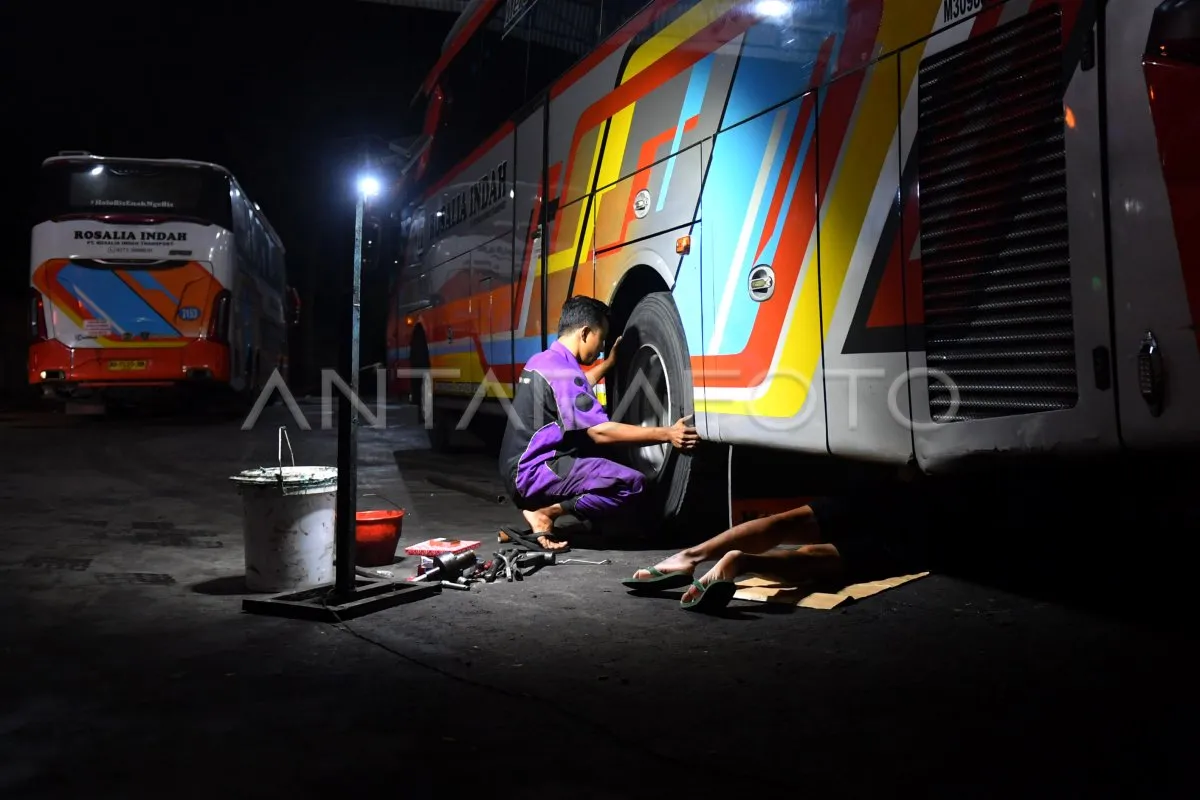 Perawatan Armada Bus untuk Mudik Lebaran 2026 di Palembang