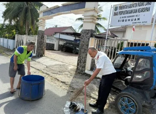 Rutan Sibuhuan Gelar Bakti Sosial Kebersihan Fasilitas Umum