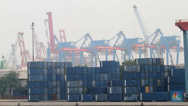 Surplus Perdagangan RI dengan AS, Namun Defisit Melawan China