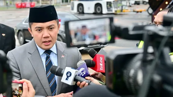 Teddy Wijaya Tegaskan Anggaran MBG Tak Kurangi Pendidikan Nasional