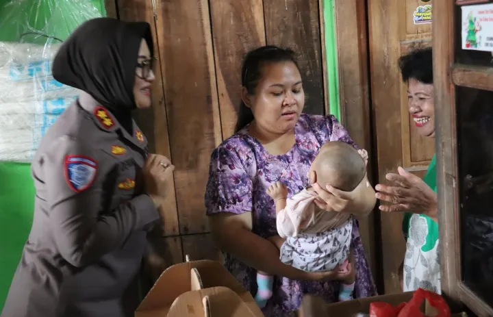Kapolres Sragen Berikan Dukungan Moral kepada Bayi Pejuang Jantung