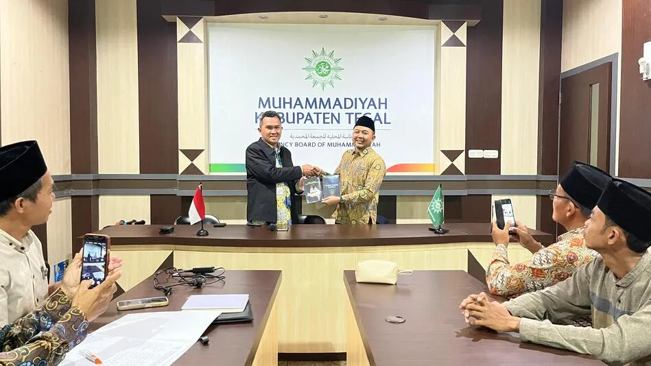 Revitalisasi Pendidikan Berkemajuan Melalui Penguatan Literasi dan Profesionalisme Kepala Sekolah