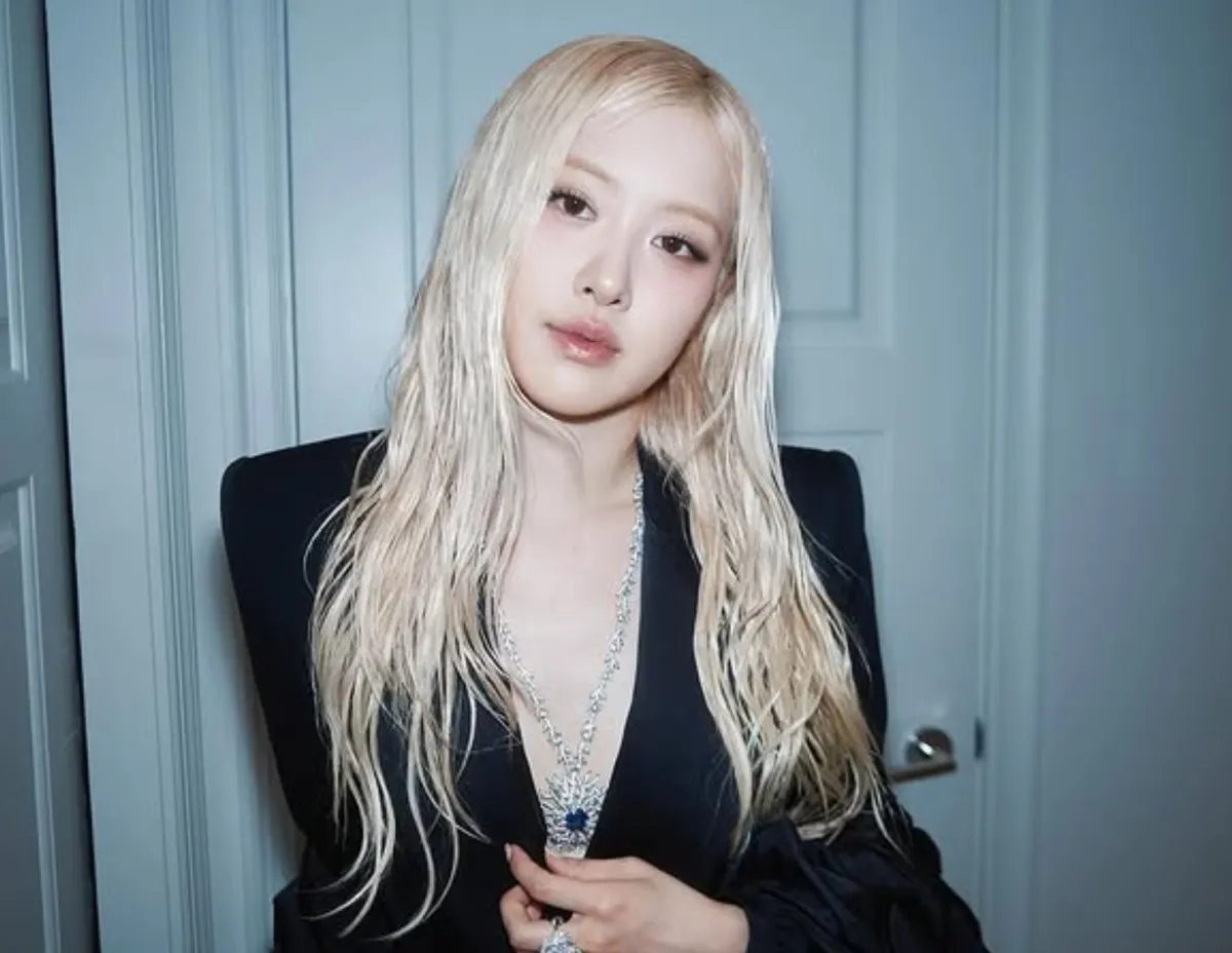 Rosé BLACKPINK Jadi Artis K-Pop Pertama Raih BRIT Awards