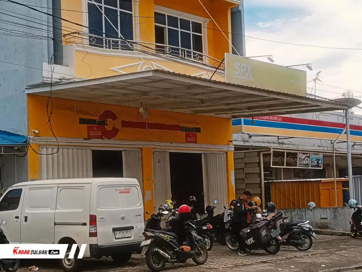 Kurir SPX Mamuju Ancam Retur Paket Warga Jika Tidak Transfer Uang