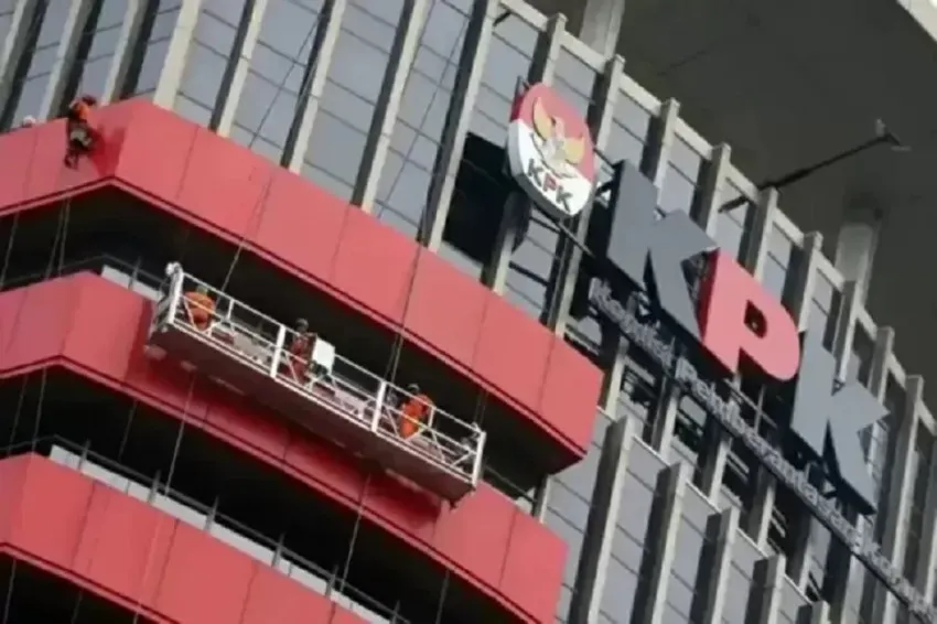 KPK Geledah Rumah Mantan Pj Sekda Pati Terkait Kasus Pemerasan